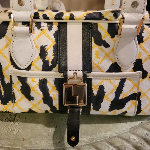 L.A.M.B. by Gwen Stefani White Leopard Handbag #397 - Picture 3 of 17